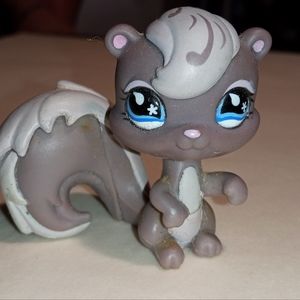 Lps Littlest Pet Shop toy Pet 484 Grey Squirrel star eyes